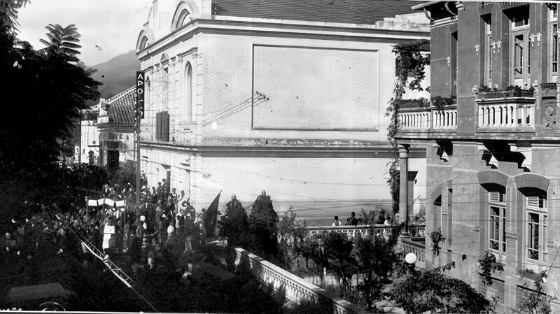 Arquivo:Apollo 1930 2.jpg